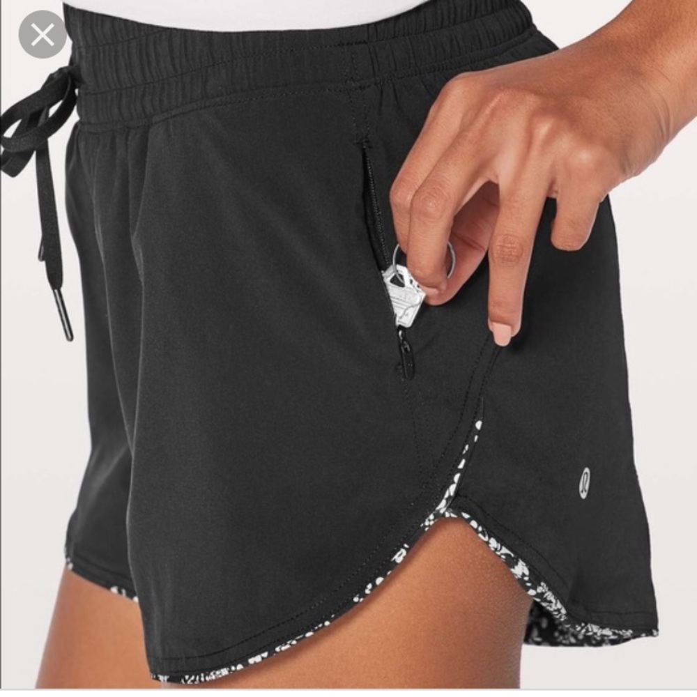 Lululemon “choose a side” shorts, size 8